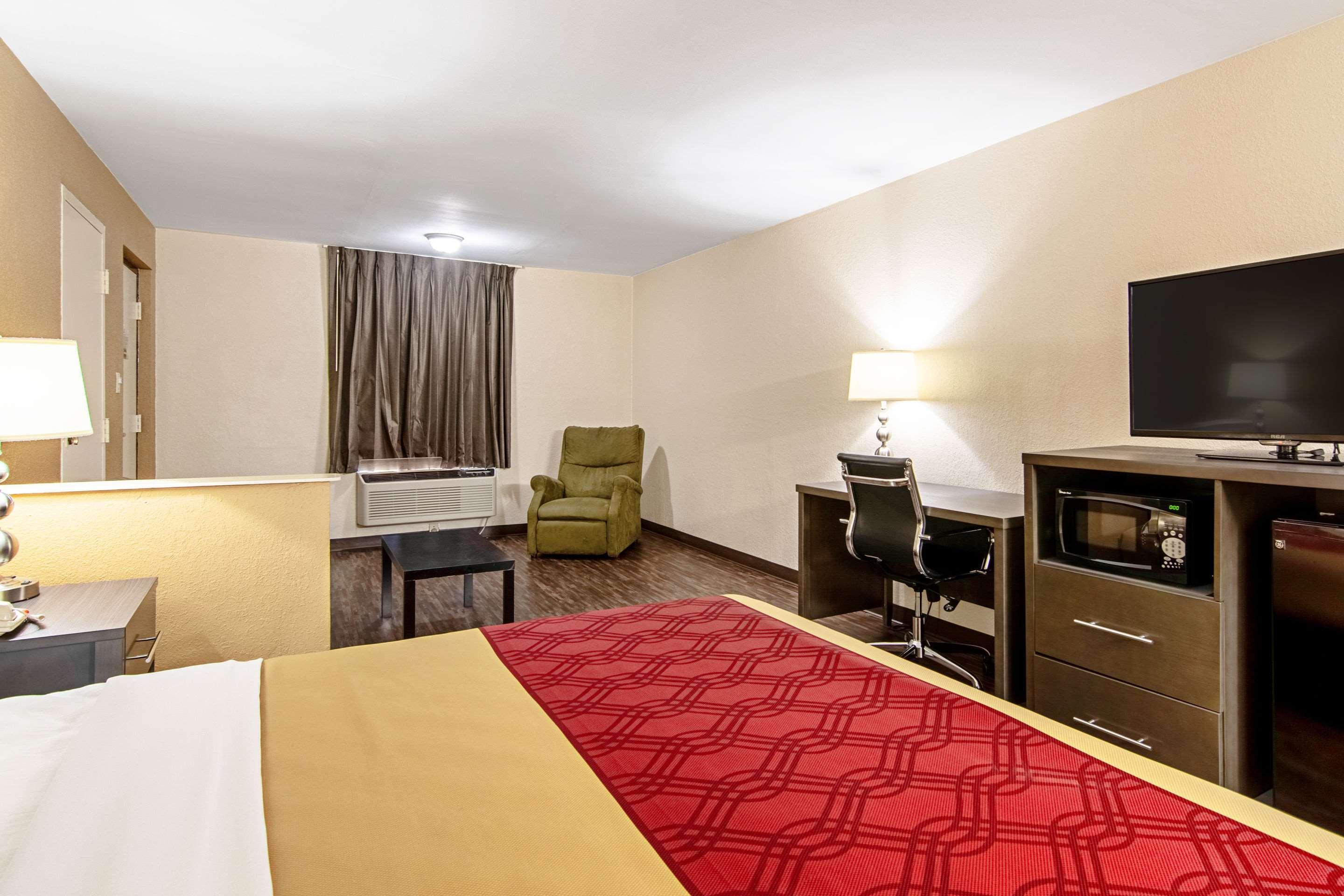 Econo Lodge Inn & Suites Matthews - Charlotte Exterior foto