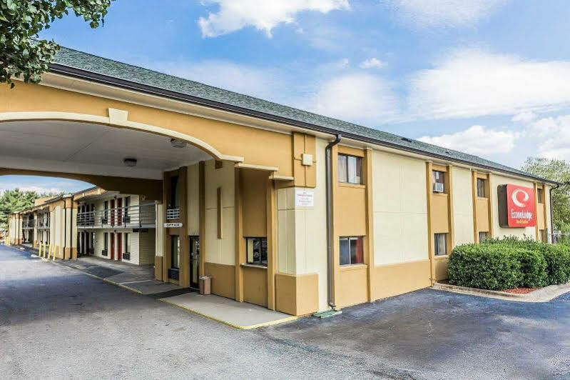 Econo Lodge Inn & Suites Matthews - Charlotte Exterior foto